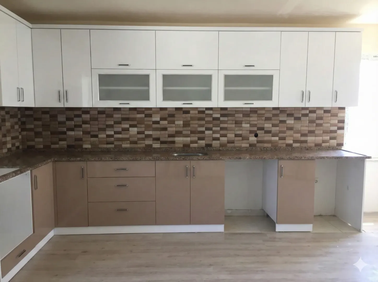  Beyaz & Cappuccino Modern High Gloss Mutfak